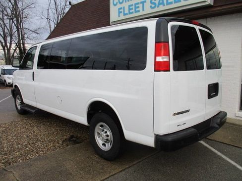Used 2023 Chevrolet Express 3500 LS image 8