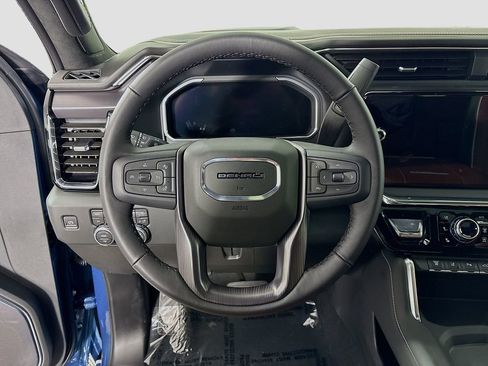 New 2026 GMC Sierra 2500 Denali Ultimate w/ LPO, Black Badging Package image 11