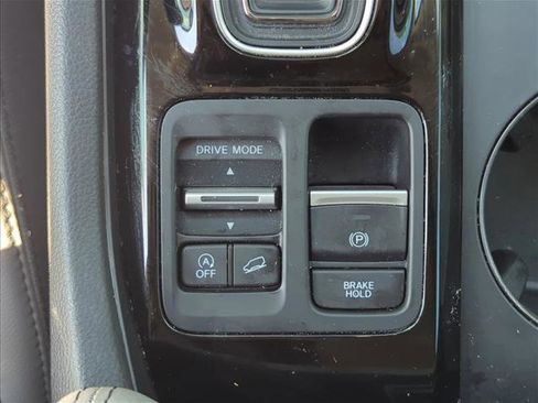 Used 2023 Honda Pilot EX-L image 15