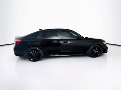 Used 2022 Honda Civic Sport image 2
