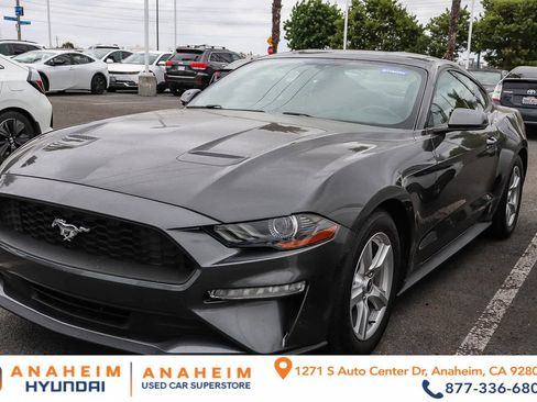 Used 2018 Ford Mustang Coupe RWD image 1
