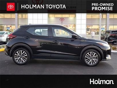 Used 2023 Nissan Kicks SV