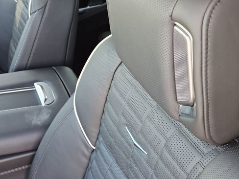 New 2026 Cadillac Escalade ESV Platinum Sport image 24