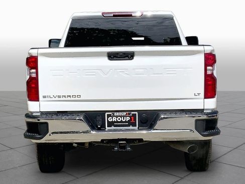 Used 2025 Chevrolet Silverado 2500 LT w/ Convenience Package AWD/4WD image 5