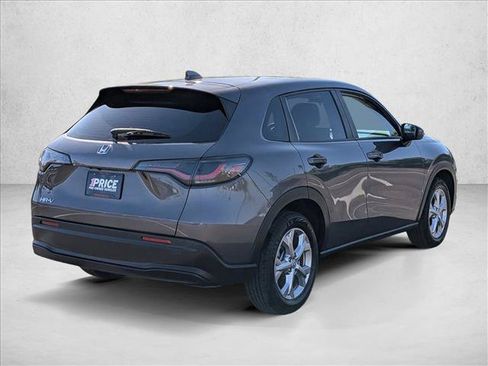 Used 2023 Honda HR-V LX image 5