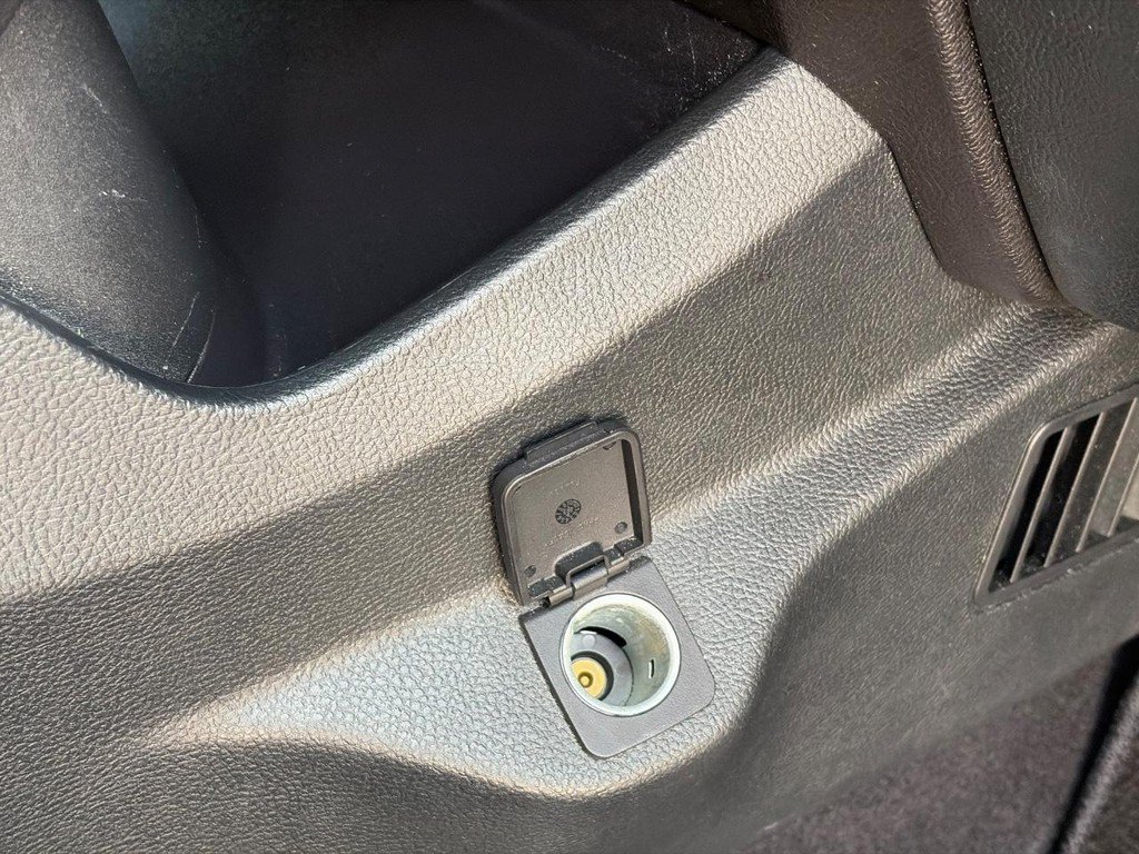 Used 2024 Ford Edge SEL AWD/4WD image 19