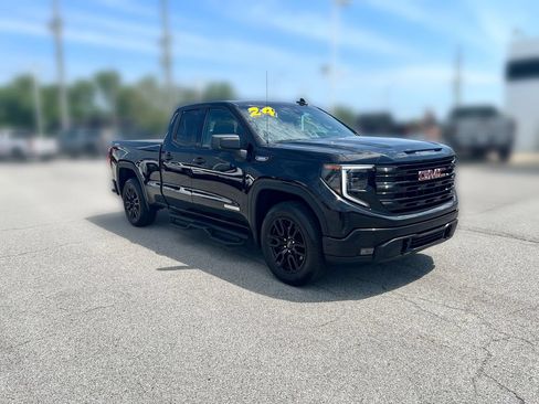 Used 2024 GMC Sierra 1500 Elevation AWD/4WD image 10