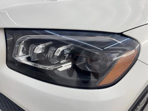 Used 2020 Mercedes-Benz GLS 450 4MATIC image 32