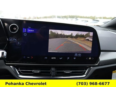 New 2026 Chevrolet Equinox EV LT image 15