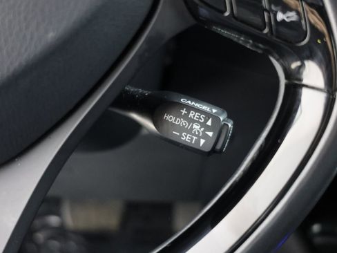 Used 2021 Toyota C-HR XLE image 25