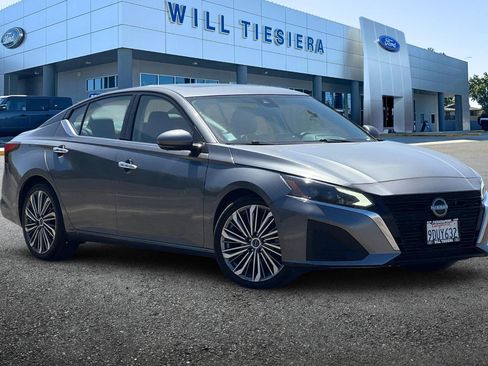 Used 2023 Nissan Altima 2.5 SL image 2