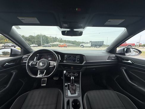 Used 2021 Volkswagen Jetta GLI image 11