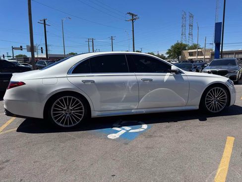 Used 2021 Mercedes-Benz S 580 4MATIC Sedan image 4
