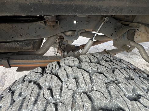 Used 1988 Chevrolet Suburban 2500 image 18