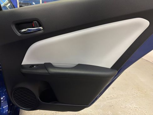 Used 2016 Toyota Prius Four image 25