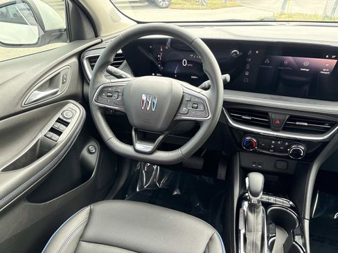 Used 2025 Buick Encore GX Sport Touring w/ Advanced Technology Package image 25