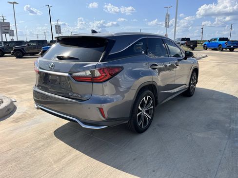 Used 2018 Lexus RX 350L FWD w/ Premium Package image 3