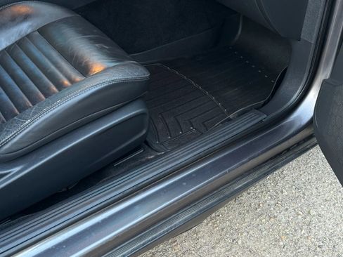 Used 2014 Dodge Challenger R/T Plus image 15