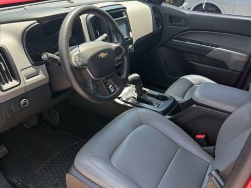 Used 2017 Chevrolet Colorado W/T w/ WT Convenience Package RWD image 2