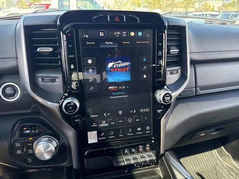 Used 2023 RAM 1500 Laramie AWD/4WD image 30