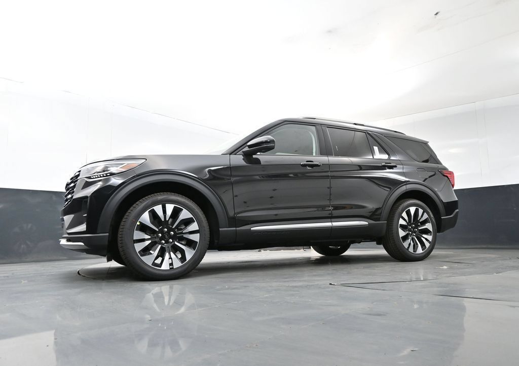 New 2026 Ford Explorer Platinum w/ LUX Leather Package AWD/4WD image 13