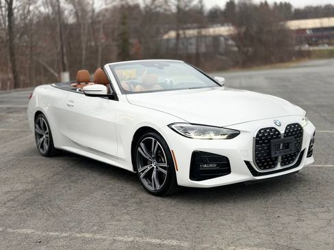 Certified 2023 BMW 430i xDrive Convertible w/ M Sport Package image 8