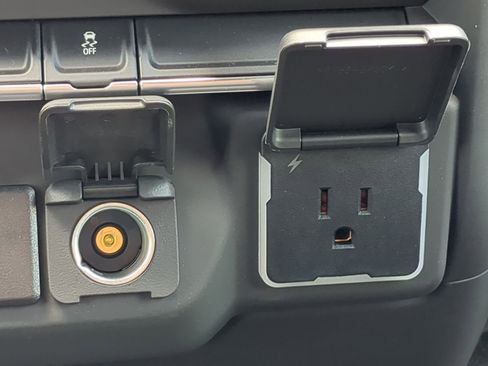 New 2025 GMC Sierra 3500 Pro w/ Convenience Package image 8