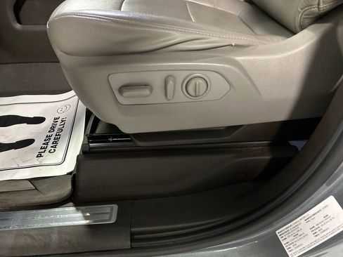 Used 2019 GMC Sierra 1500 SLT image 13