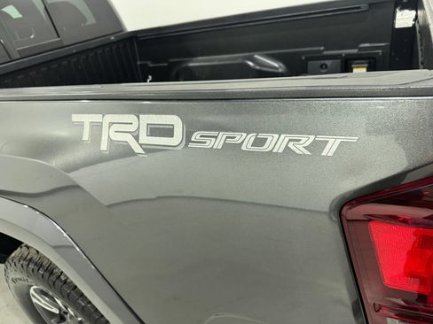 Used 2018 Toyota Tacoma TRD Sport RWD image 27