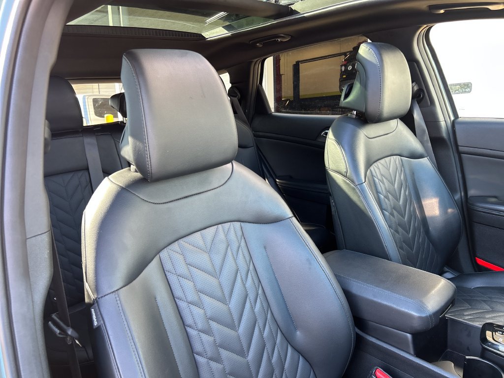Used 2024 Kia Sportage X-Line w/ X-Line Premium Package AWD/4WD image 14