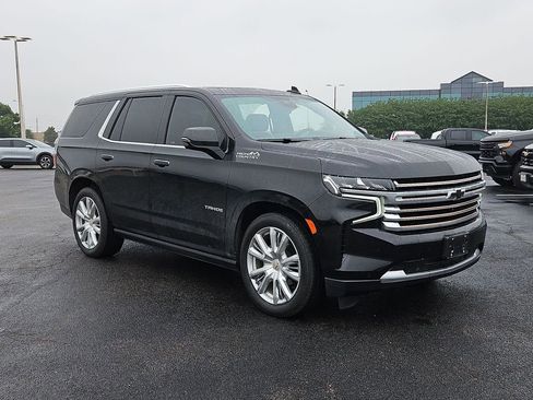Used 2024 Chevrolet Tahoe High Country RWD image 19