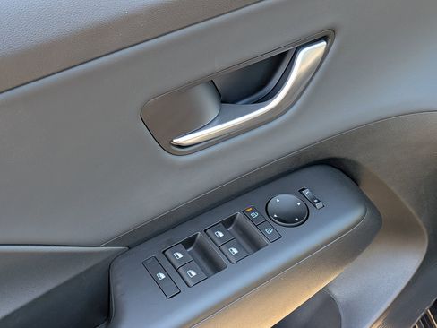 New 2026 Hyundai Kona SEL Premium AWD/4WD image 16