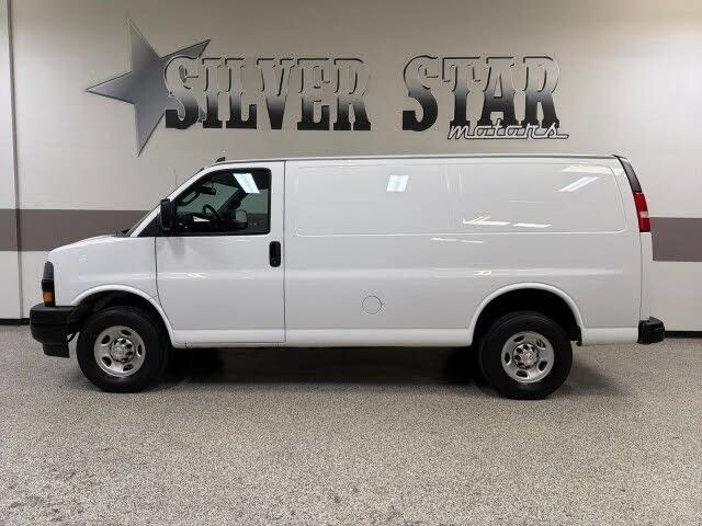 Used 2022 Chevrolet Express 2500 w/ Driver Convenience Package RWD image 11