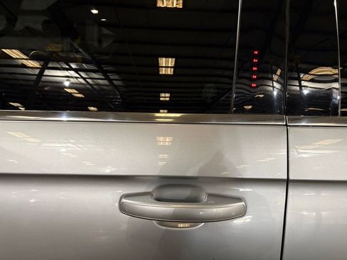 Used 2021 Ford Expedition Max XLT image 17