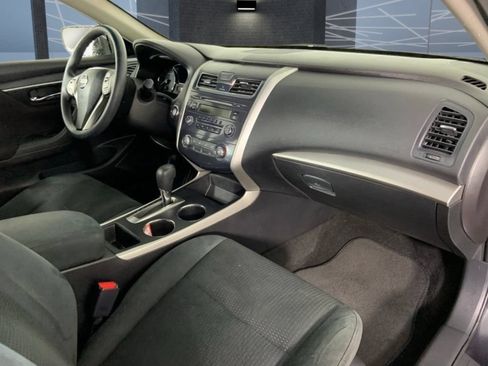 Used 2015 Nissan Altima 2.5 S w/ Power Driver Seat Package FWD image 14