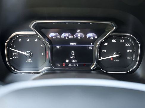 Used 2021 GMC Yukon SLT w/ SLT Luxury Plus Package image 11