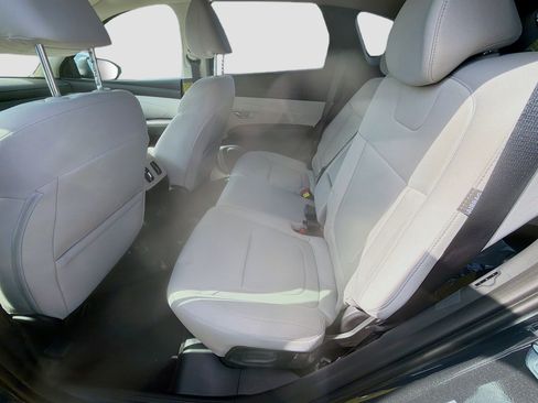 New 2026 Hyundai Tucson SEL FWD image 17