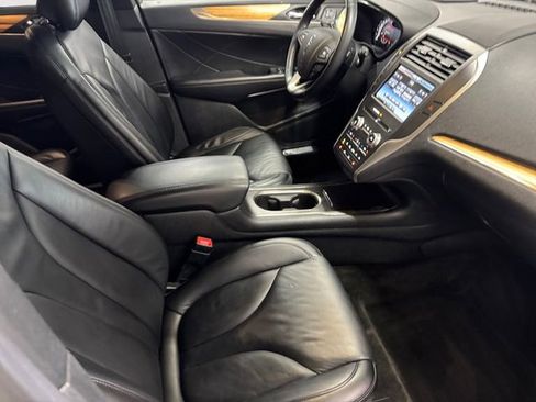 Used 2015 Lincoln MKC AWD w/ Equipment Group 101A Select image 4