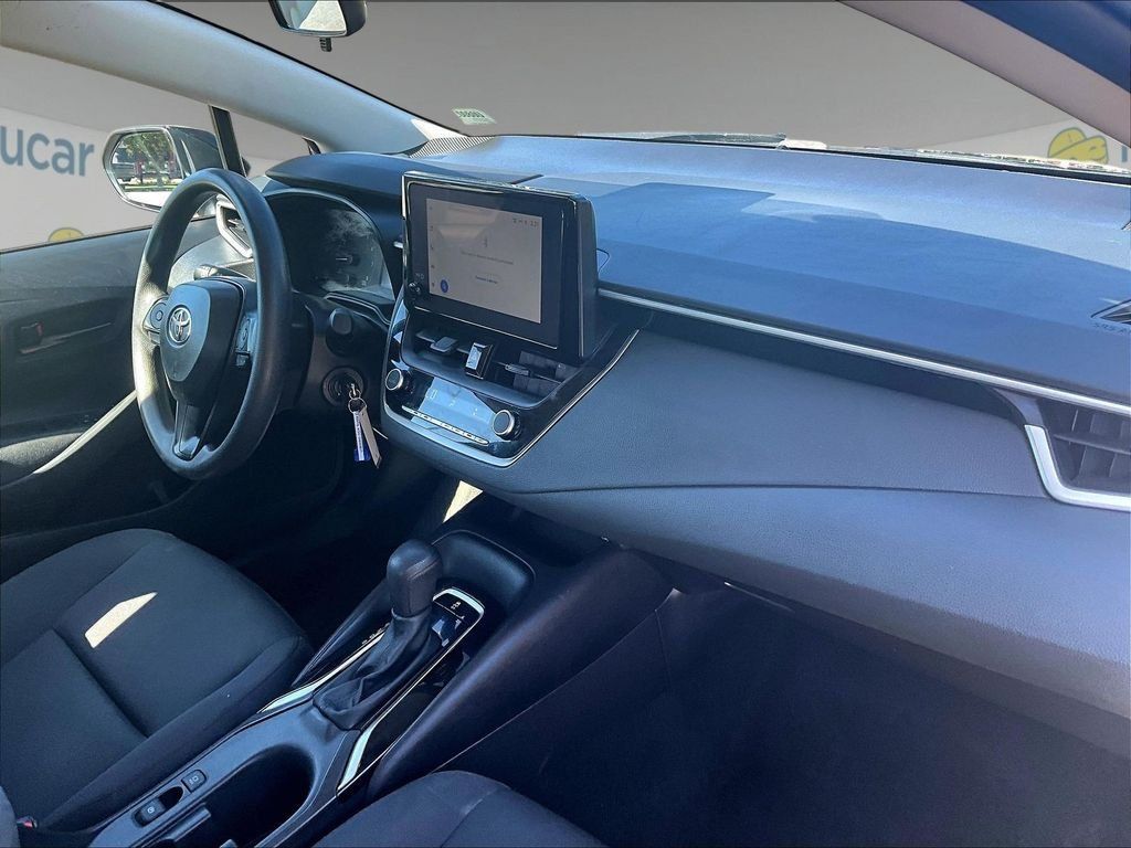 Used 2024 Toyota Corolla LE FWD image 14