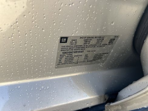 Used 2016 GMC Yukon XL SLT w/ Open Road Package image 34