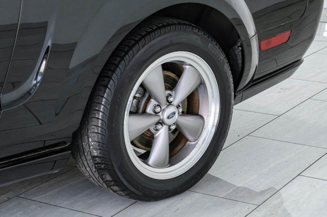 Used 2006 Ford Mustang GT RWD image 52