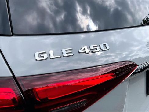 Certified 2024 Mercedes-Benz GLE 450 4MATIC image 8