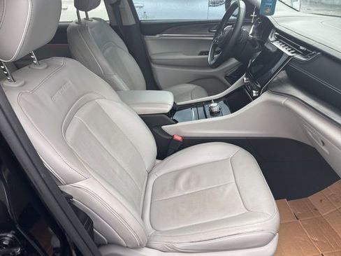 Used 2021 Jeep Grand Cherokee L Overland image 20