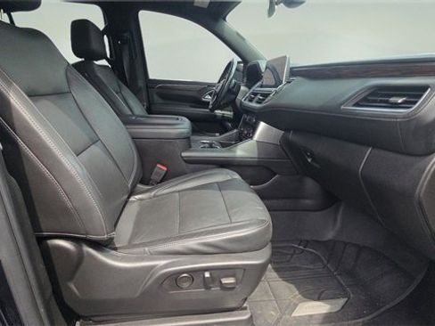 Used 2021 Chevrolet Tahoe LT w/ LT Signature Package image 10