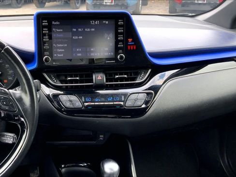 Used 2021 Toyota C-HR XLE image 6