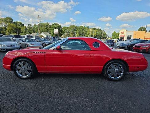 Used 2002 Ford Thunderbird RWD image 2