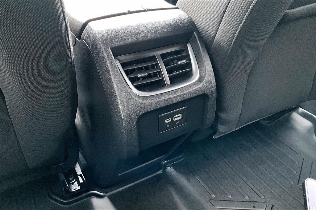Used 2022 Chevrolet Blazer LT FWD image 30