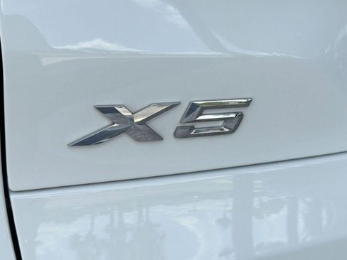 Used 2022 BMW X5 xDrive40i AWD/4WD image 33