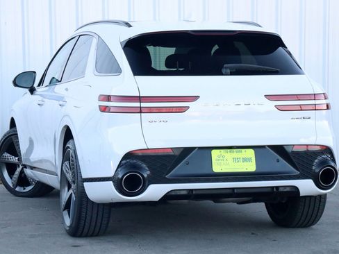 Used 2022 Genesis GV70 3.5T Sport w/ Sport Prestige Package image 6