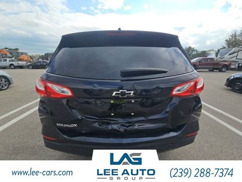 Used 2021 Chevrolet Equinox LS image 3